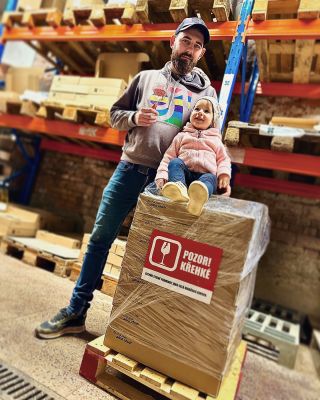 ‼️ POZOR KŘEHKÉ ‼️ 📦 Petice proti spotřební dani můžete podepsat v odkazu tady pod fotkou ✍️ ⬇️ A než tady někdo začne...